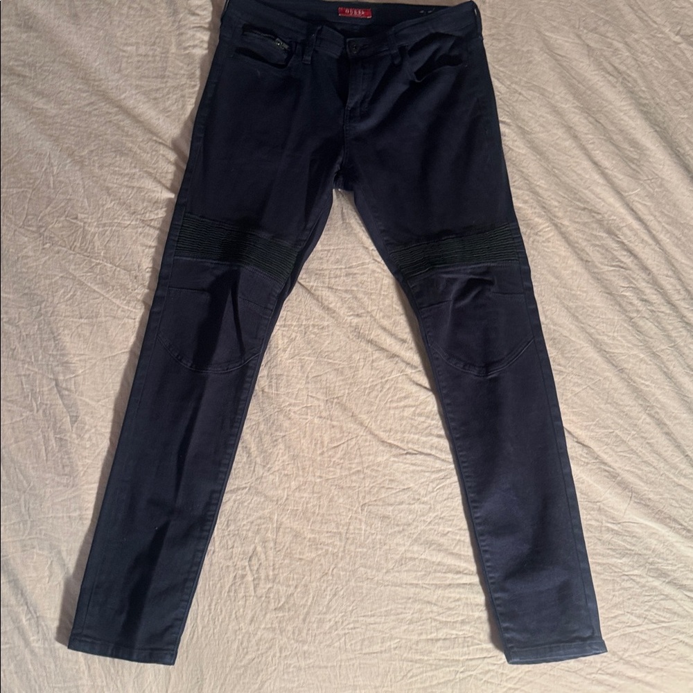 Dark Blue Jeans ( GUESS)